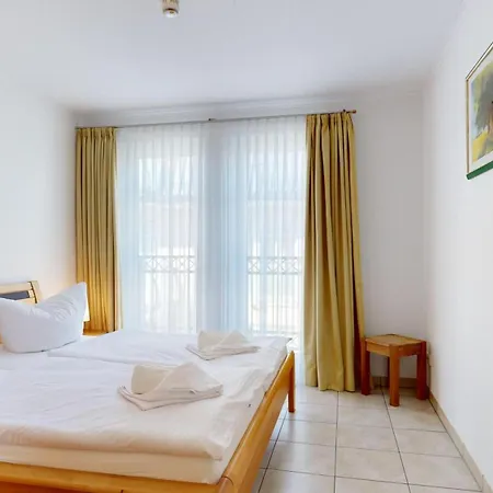 Strandnahe Mit 2 Schlafzimmern Und Balkon, Koenigin Augusta, Apartment Binz