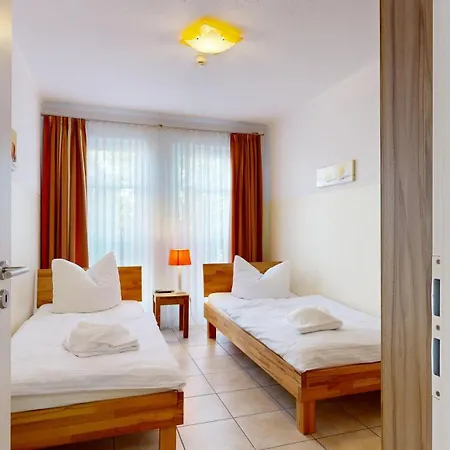 Apartment Strandnahe Mit 2 Schlafzimmern Und Balkon, Koenigin Augusta, Binz