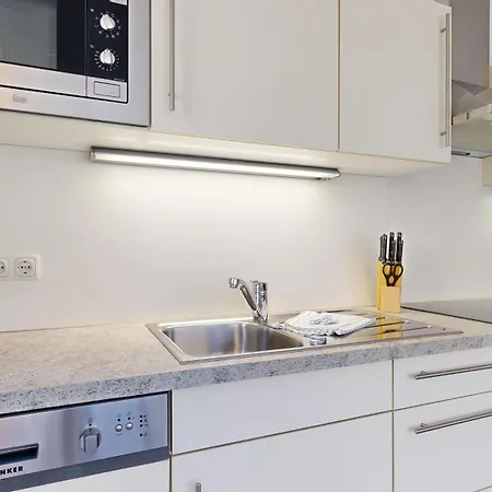 Strandnahe Mit 2 Schlafzimmern Und Balkon, Koenigin Augusta, Binz