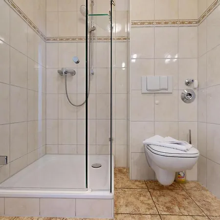 Daire Strandnahe Mit 2 Schlafzimmern Und Balkon, Koenigin Augusta,