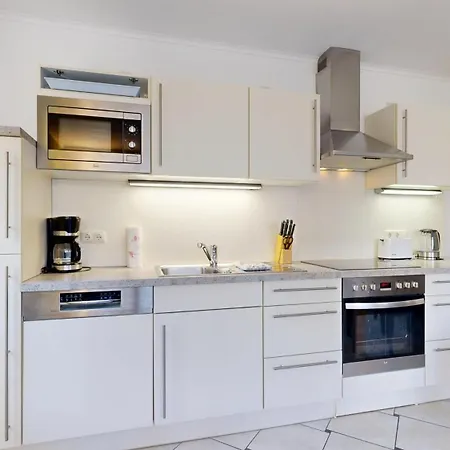 Strandnahe Mit 2 Schlafzimmern Und Balkon, Koenigin Augusta, *