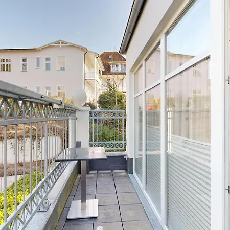 Strandnahe Mit 2 Schlafzimmern Und Balkon, Koenigin Augusta, *