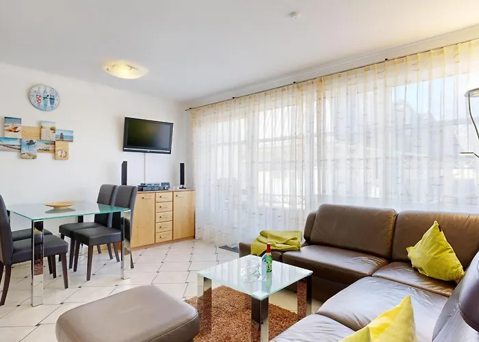 Strandnahe Mit 2 Schlafzimmern Und Balkon, Koenigin Augusta, 公寓