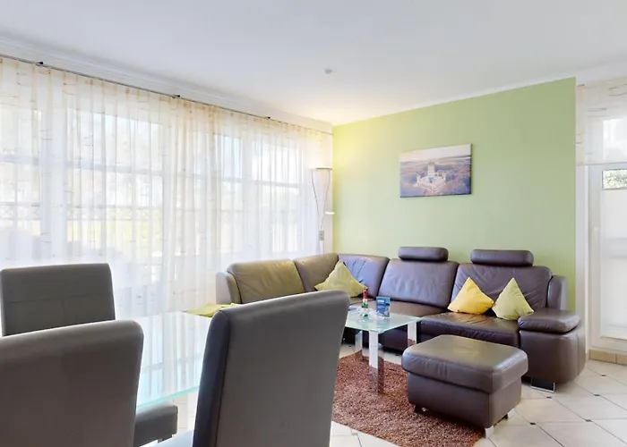 Strandnahe Mit 2 Schlafzimmern Und Balkon, Koenigin Augusta, 宾茨