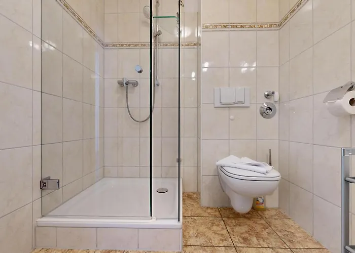 Apartamento Strandnahe Mit 2 Schlafzimmern Und Balkon, Koenigin Augusta,