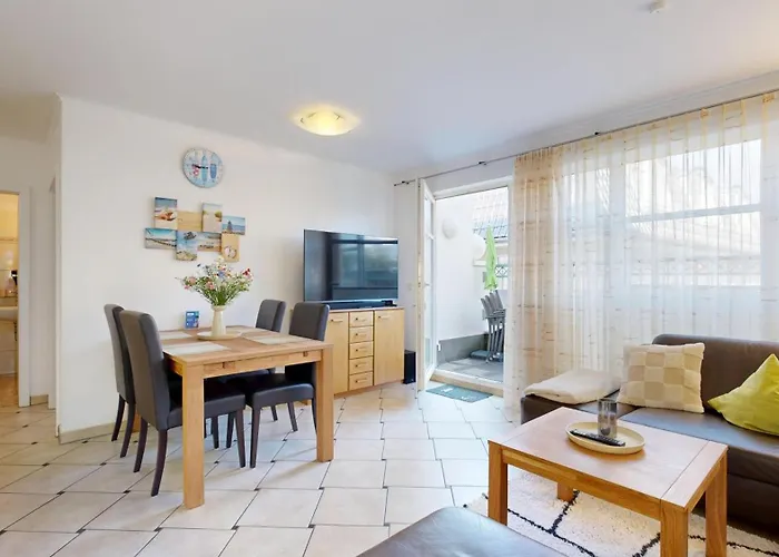 Apartment Strandnahe Mit 2 Schlafzimmern Und Balkon, Königin Augusta, Binz