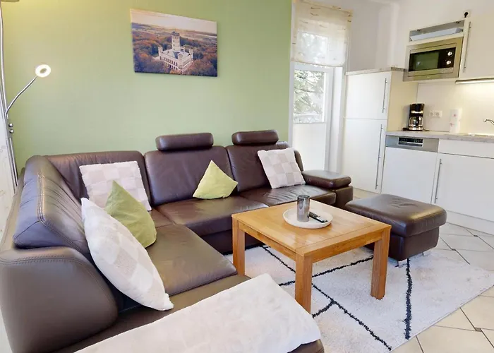 Strandnahe Mit 2 Schlafzimmern Und Balkon, Königin Augusta, * Binz