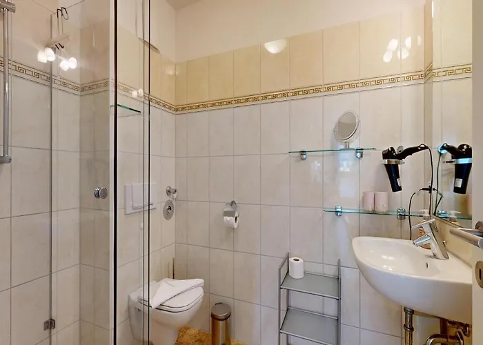 Strandnahe Mit 2 Schlafzimmern Und Balkon, Koenigin Augusta, *